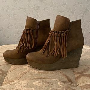 Sbicca Vintage Collection Zepp Tan Fringe Bootie